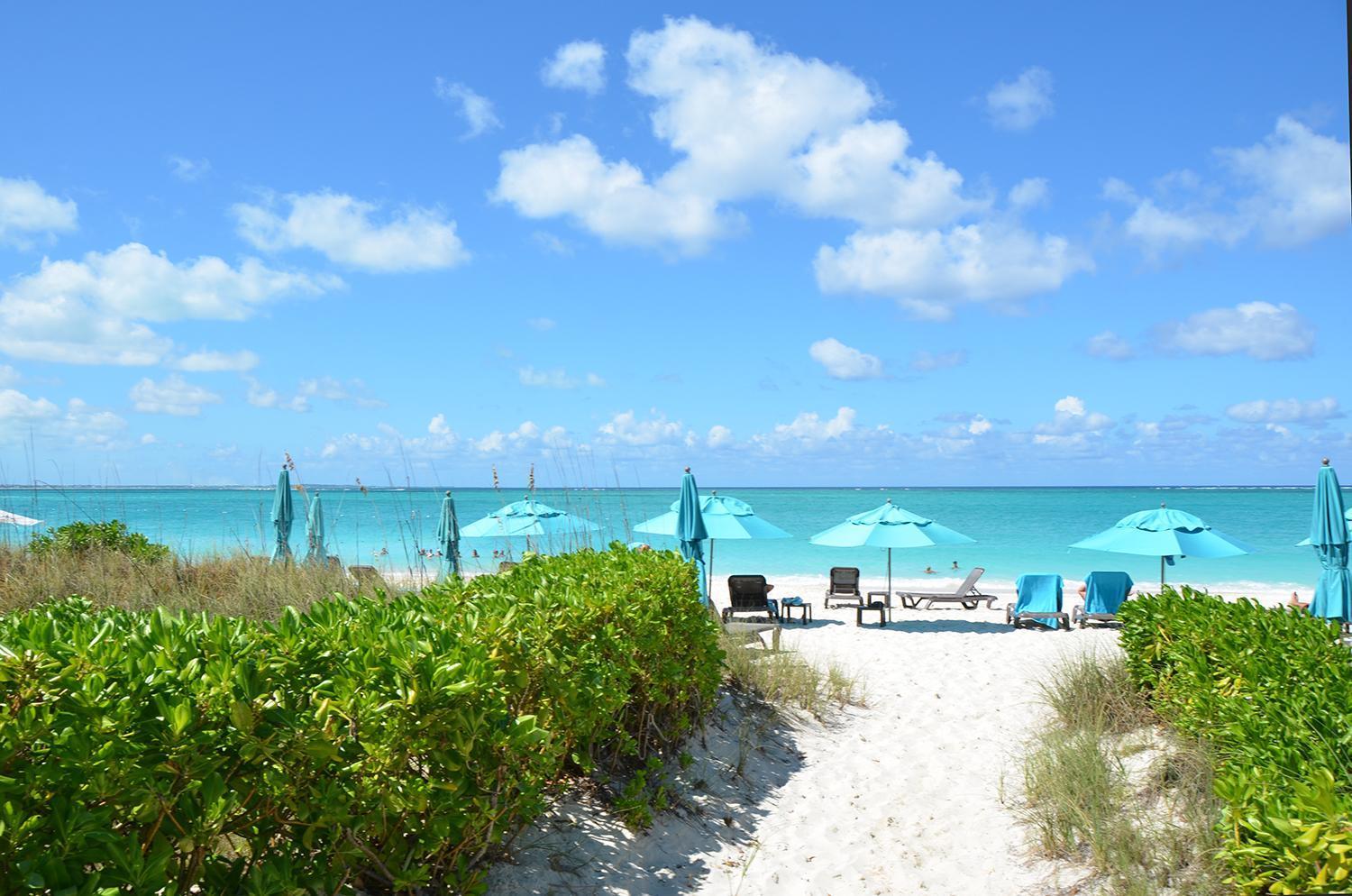 Sibonne Beach Hotel Grace Bay Exteriér fotografie