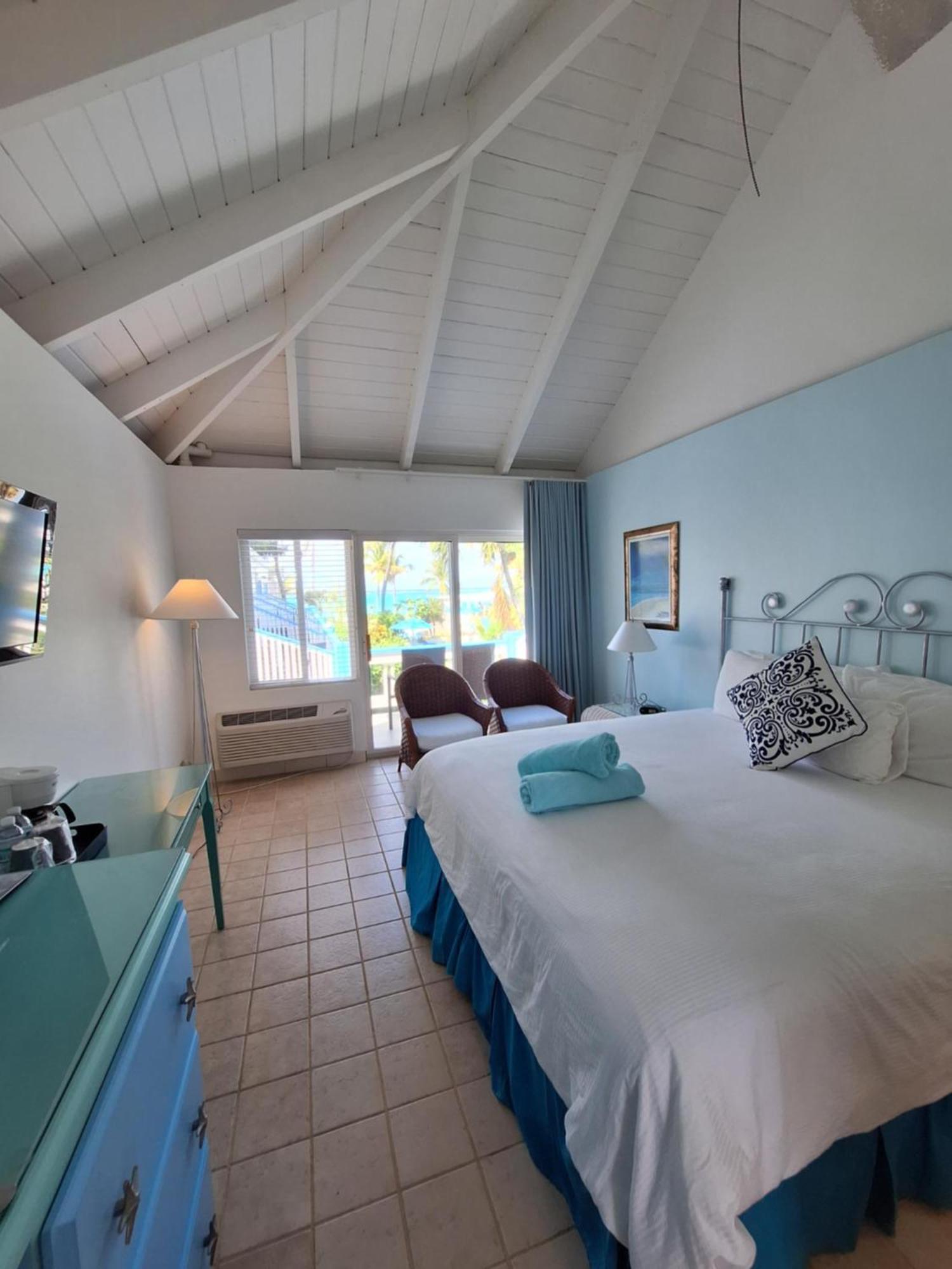 Sibonne Beach Hotel Grace Bay Exteriér fotografie