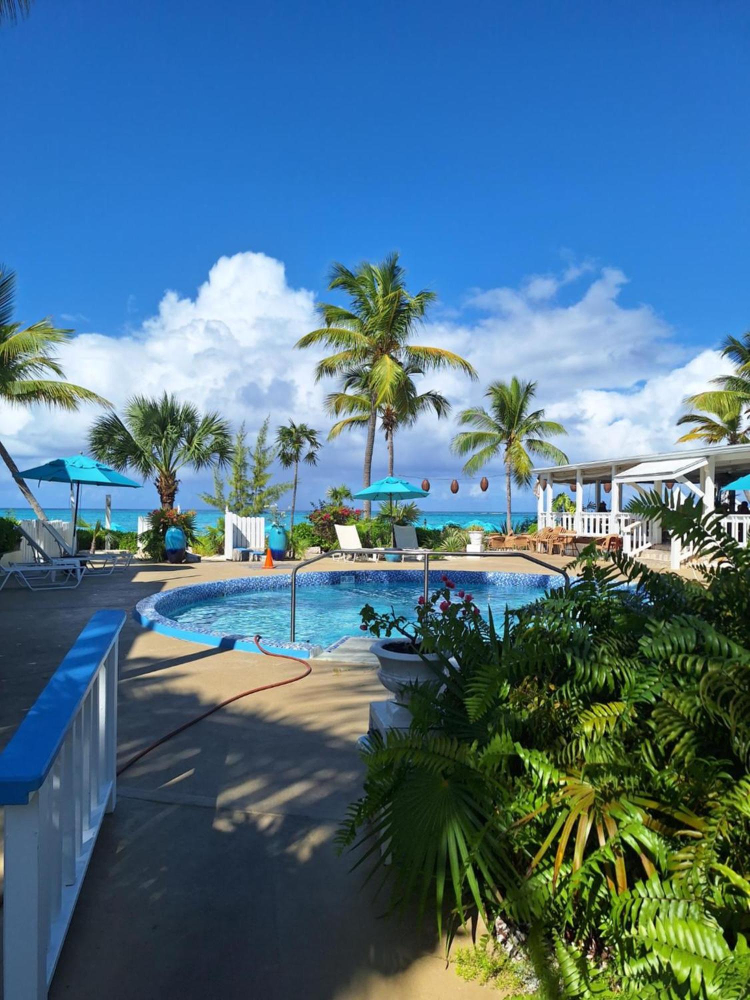 Sibonne Beach Hotel Grace Bay Exteriér fotografie