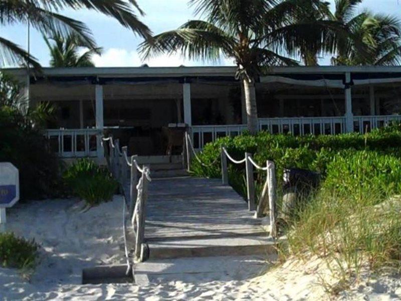 Sibonne Beach Hotel Grace Bay Exteriér fotografie
